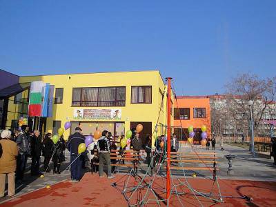 Новата градина „Котаракът в чизми“ в Пловдив приютява 8 групи малчугани