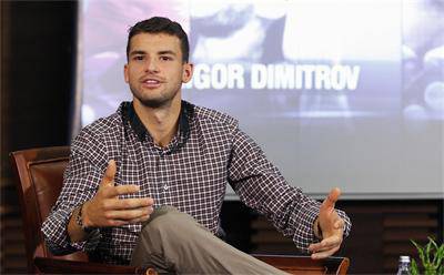 Тениска на Григор Димитров на търг в Хасково