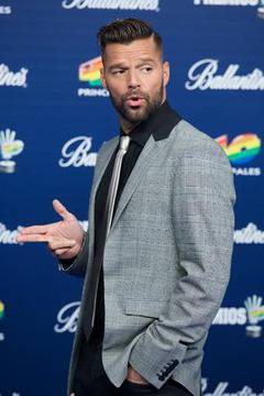 Рики Мартин