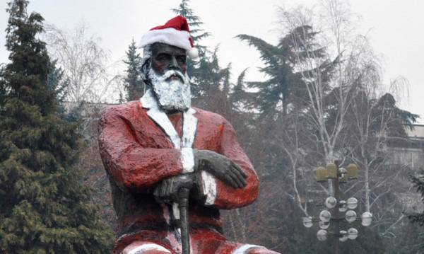 Има задържан за изрисувания паметник на Димитър Благоев