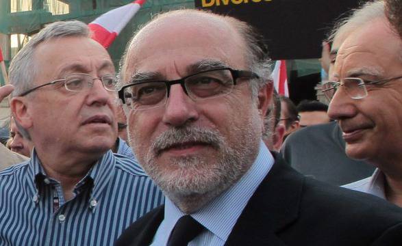 Атентат с кола бомба в Бейрут уби бивш министър