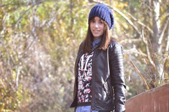 Изборът на Jenite: Цветя и тъмни дрехи