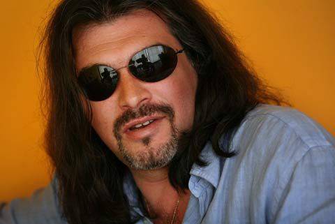 Турци взимат студиата на Маги Халваджиян?