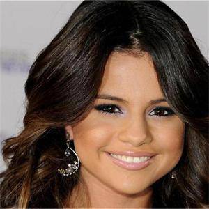 Селена Гомес отменя концерти заради лупус 1 2345