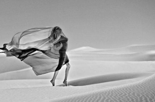 Предизвикателно голи (снимки) 18+