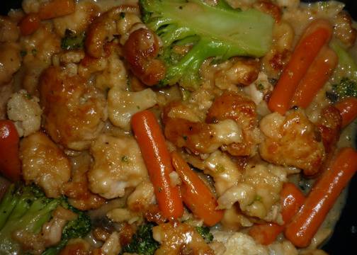 Пилешко в мед и ароматни зеленчуци