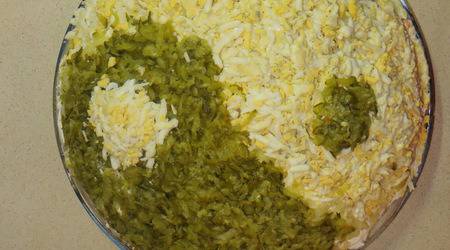 Празнична салата „Риба под шуба“