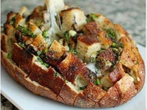 Пълнен хляб с шунка и кашкавал