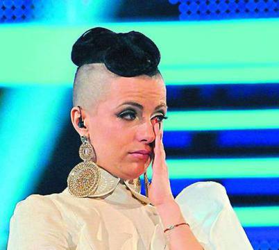 Поли Генова в любовна депресия