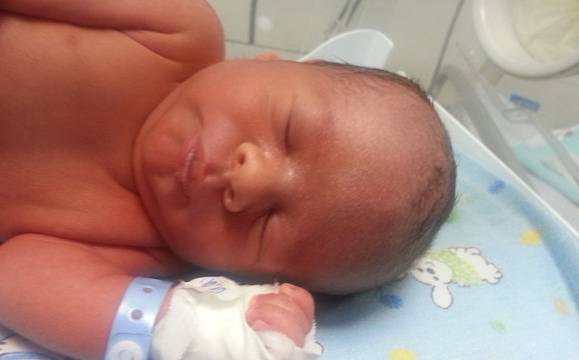 Бебе-късметлия проплака на 1 януари в МБАЛ „Дева Мария“