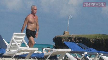 Сидеров: Разбира се, че бях на плажа Варадеро