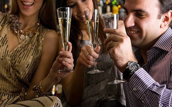 Над 100 000 българи празнуват имен ден днес