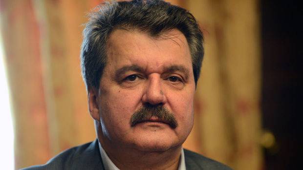 Хаосът в „Левски“ се стовари върху Тодор Батков