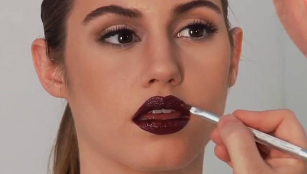 Красив вечерен грим видяна 1788 коментари 0