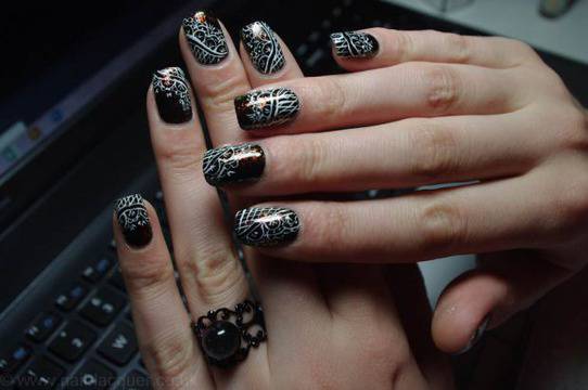 Драматични дантелени нокти видяна 1951 коментари 0