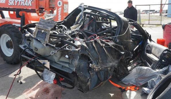 Вижте адската катастрофа на най-бързото Камаро в света