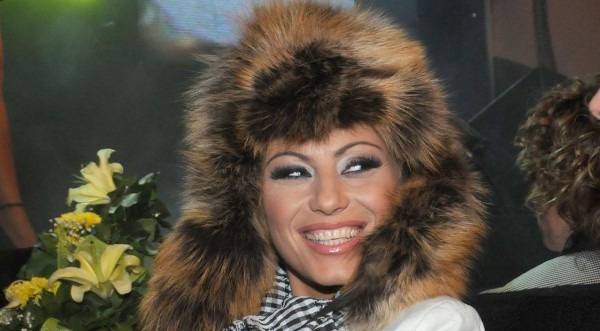 Честит рожден ден, Камелия!