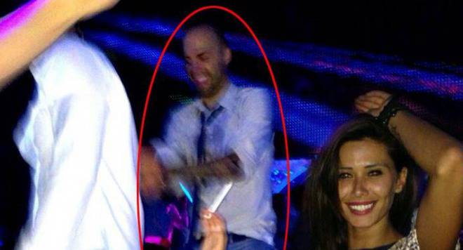 Ники Михайлов флиртувал с гореща танцьорка