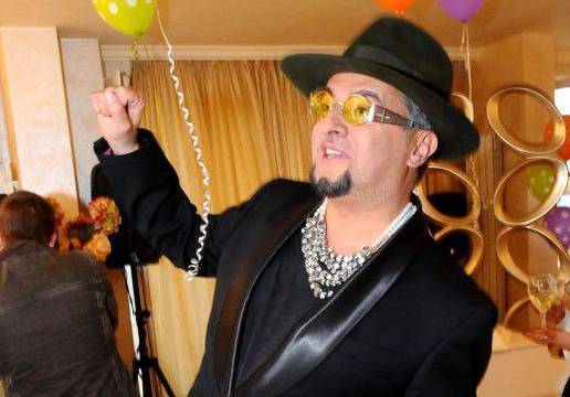 Евгени Минчев: Нелепо! „Майката на годината“ Теди Велинова е с 2 детегледачки!