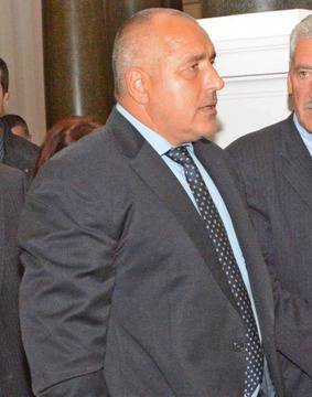 Борисов 3 часа разпитван във военната прокуратура