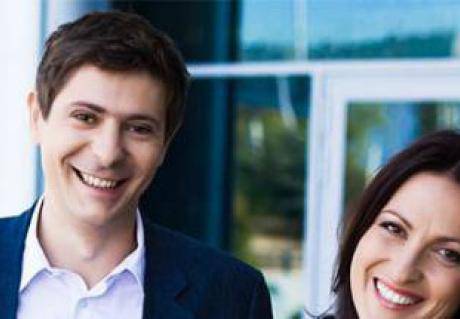 Виктор Николаев и Ани Цолова се появиха с еднакво червило