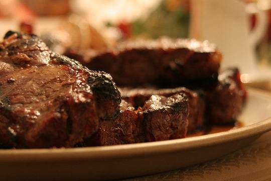 Свински стек със сос „Табаско“