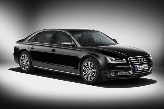 Audi A8 L Security: Луксозен непробиваем седан