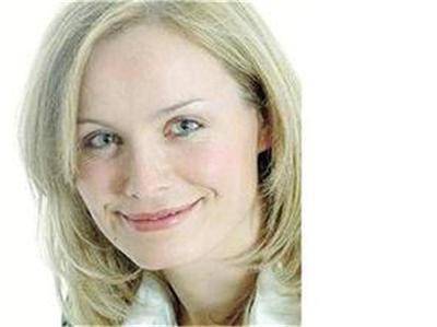 Коя е Лола Монтескьо?