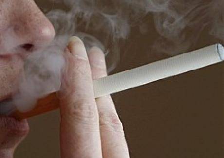 Нова опасна дрога, маскирана като чай, плъзна сред младежите