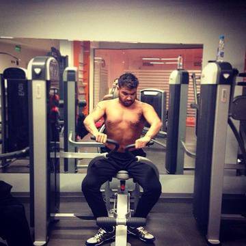 Азис: Хората не ме разпознават видяна 5006 коментари 2