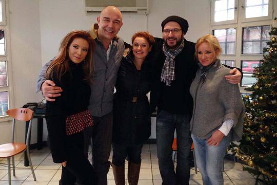 Ани Салич събира родни звезди в благотворително риалити