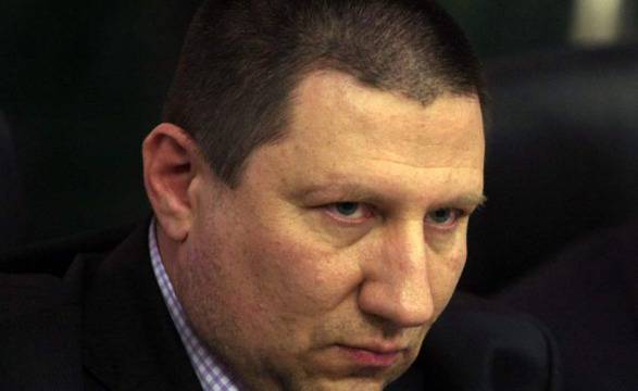 Боби Сарафов с два апартамента на обща стойност 44 000лв, къща в Испания и спестени 120 000лв. от 2007г. до днес?