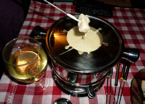Фондю с четири вида сирена