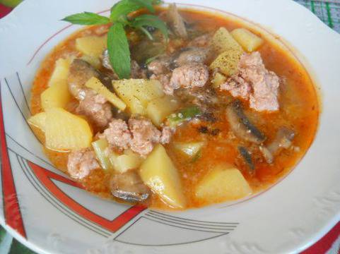 Ястие с гъби, картофи и кайма