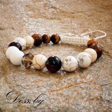 Ръчно изработена гривна от естествени камъни