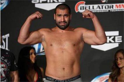 Багата срещу Рядка порода на 7 март в поход за световна титла