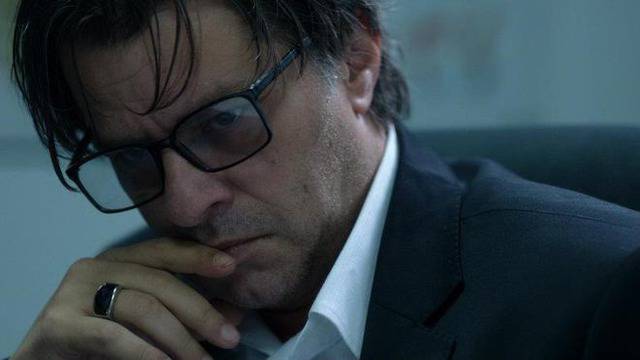 Мариан Вълев-Куката на нож с колегите си