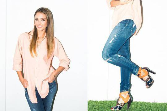 В гардероба на Джесика Алба