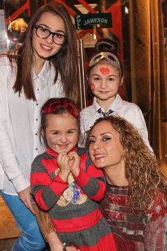 Вижте семейството на Крисия Тодорова (СНИМКИ)