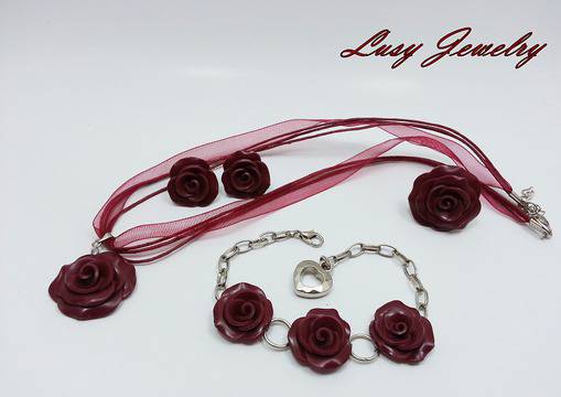 Отблизо с Людмила Лазарова, позната като Lusy jewelry или Lusy Fashion