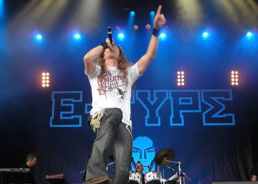 И E-Type става част от третото издание на “Обичам 90-те“