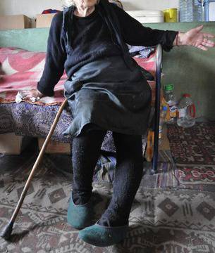 Пребиха баба за 8 лева и телевизор в монтанско село