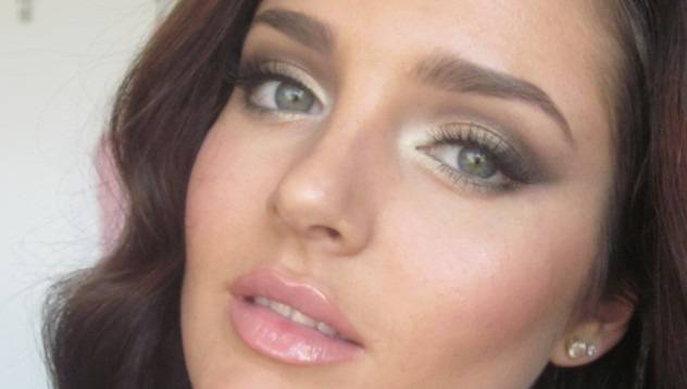 Грим като на Адриана Лима (видео) видяна 1511 коментари 0