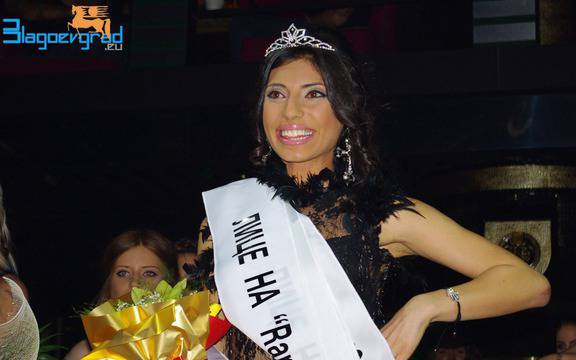 Санданчанката Вероника Благоева спечели титлата „Мис Югозападна България” 2014
