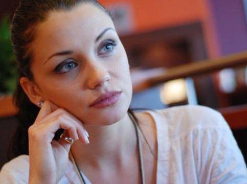 Диляна Попова се пропи