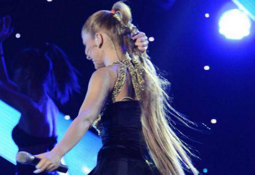 ГАФ: Косата на Анелия се разпадна (СНИМКИ)