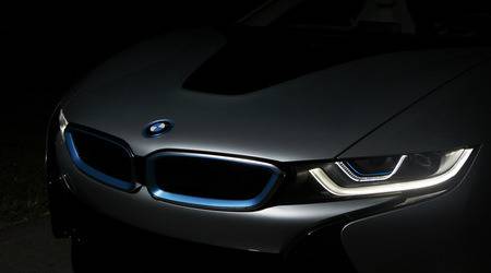 Първият модел на БМВ с лазерни фарове излиза наесен