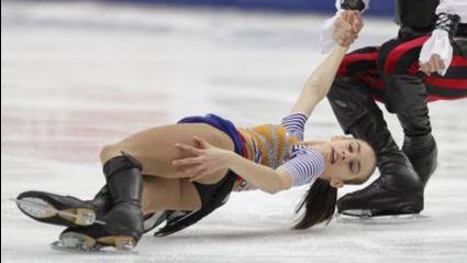 Елисавета Макарова и Лери Кенчадзе спечелиха кратката програма при спортните двойки на държавното по фигурно пързаляне