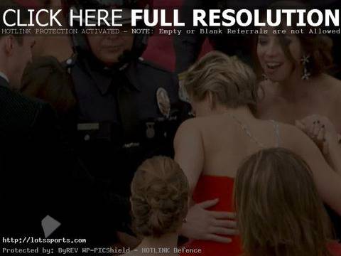 Jennifer Lawrence falls on Oscars red carpet