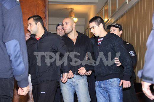 Внесоха обвинителния акт срещу Цофъра, Акулата и Скинара